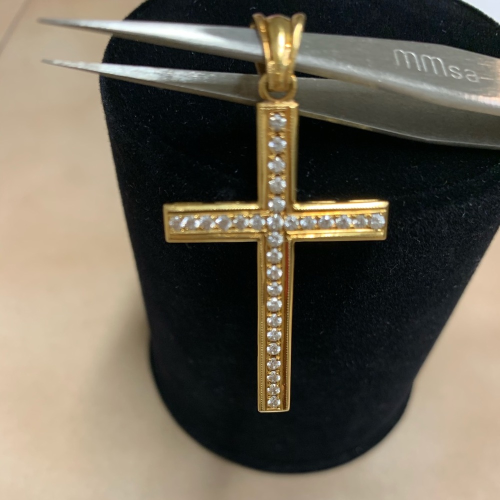 *Cross Pendant in 18K Yellow Gold with CZ